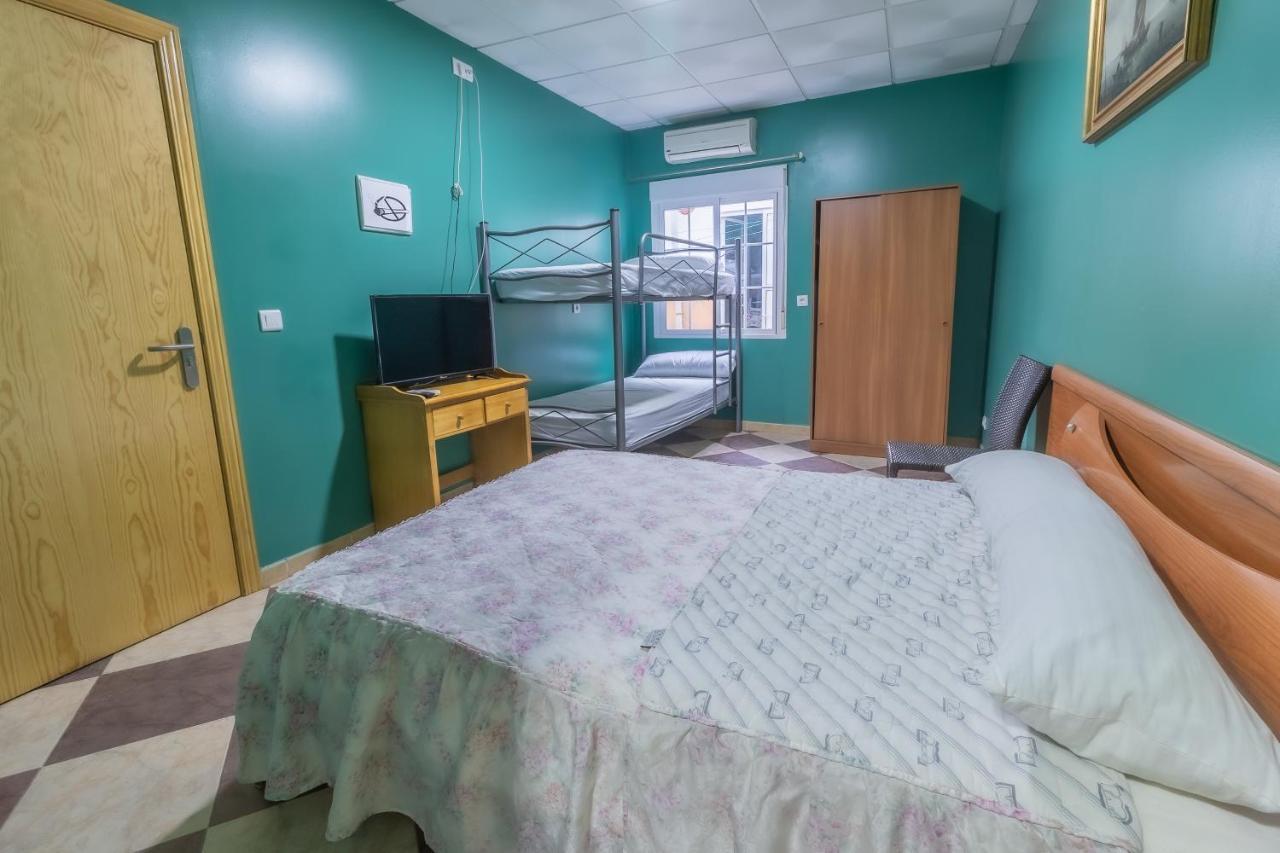 Albergue Rojo Plata Torremegía 外观 照片