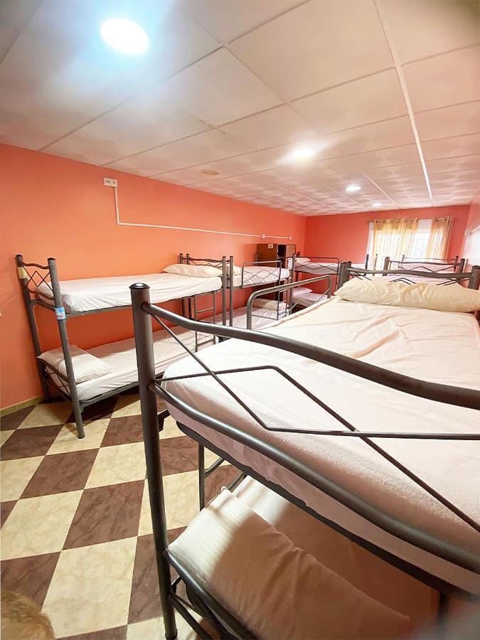 Albergue Rojo Plata Torremegía 外观 照片